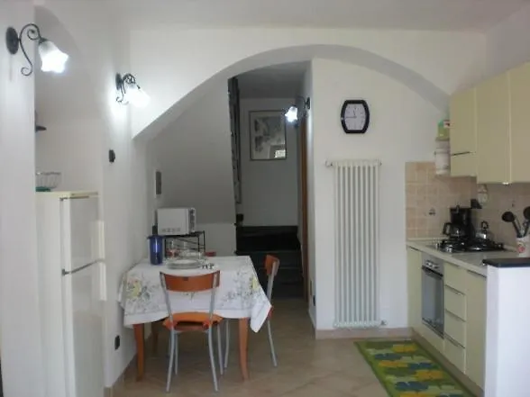 Reggimonti Cinque Terre Tatil Evi *